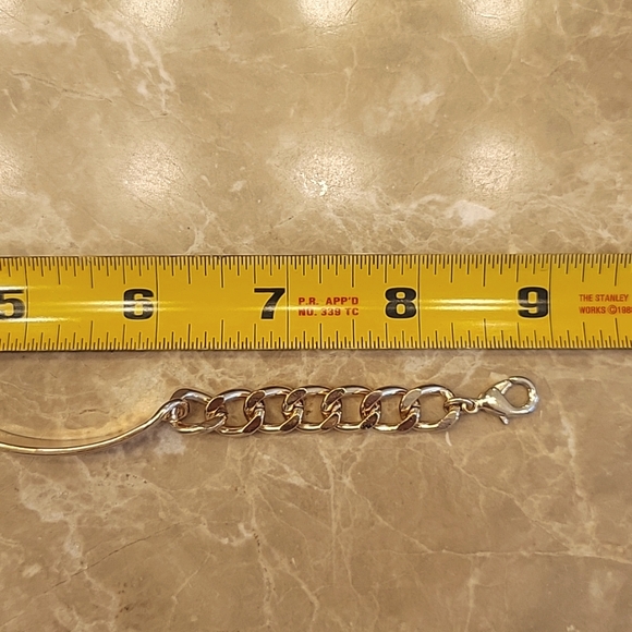 Pretty Gold Chunky Chain Link Bracelet - Picture 16 of 16